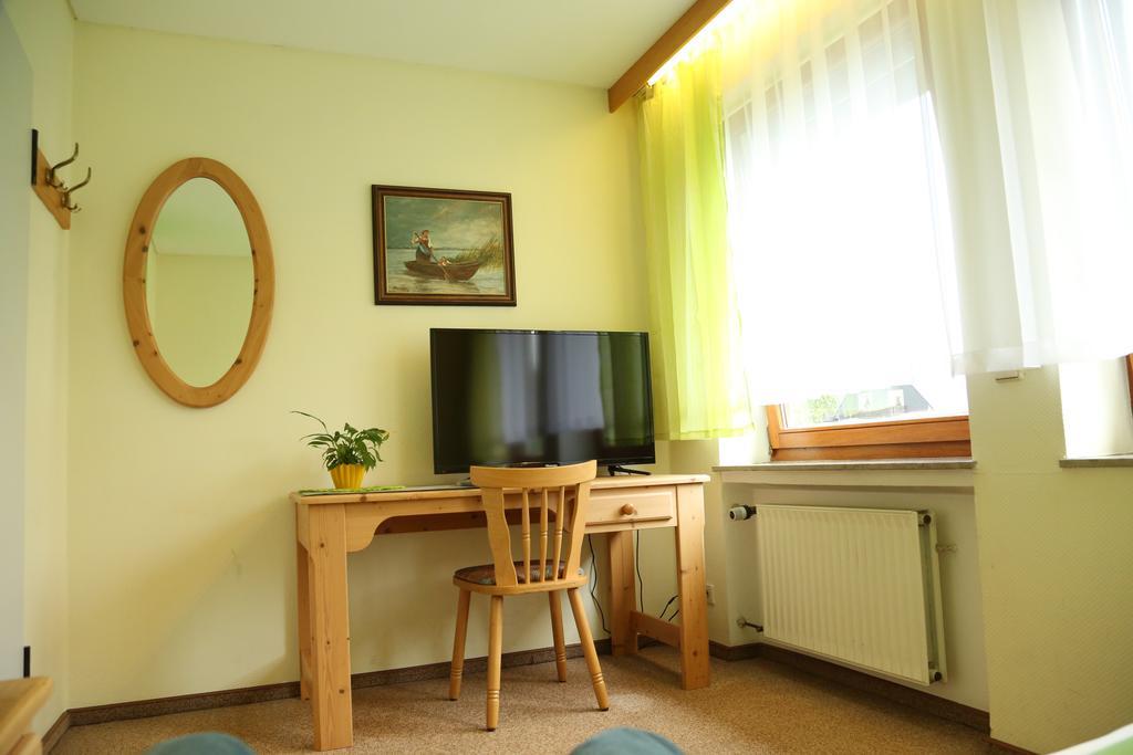 Hotel Bechtel Burbach  Szoba fotó