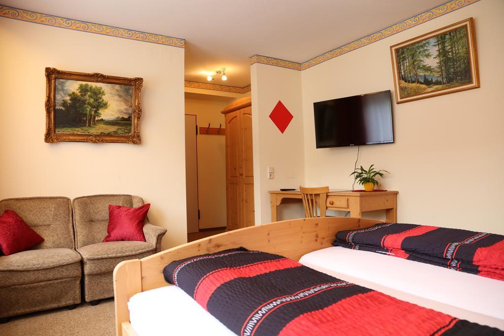 Hotel Bechtel Burbach  Szoba fotó